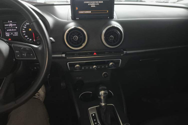 Used Audi A3 2017 Limousine 40 TFSI Style Edition Audio And AC Panel