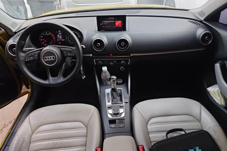 Used Audi A3 2017 Sportback 35 TFSI Ambition Edition Center Console