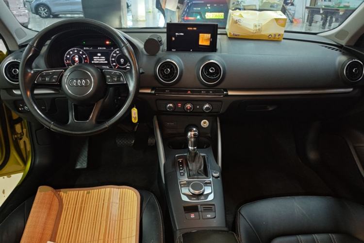 Used Audi A3 2017 Sportback 35 TFSI Ambition Edition Center Console