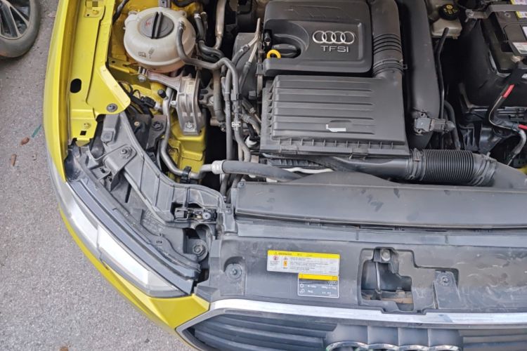 Used Audi A3 2017 Sportback 35 TFSI Ambition Edition Engine Bay Right
