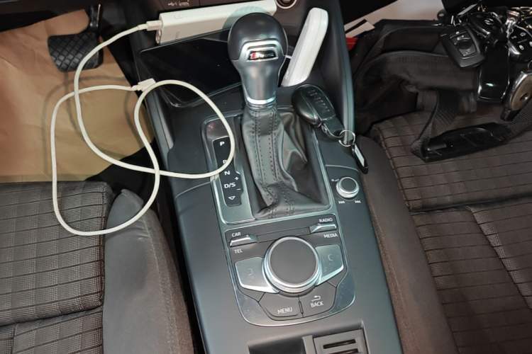 Used Audi A3 2017 Sportback 35 TFSI Sport Edition Gear Lever