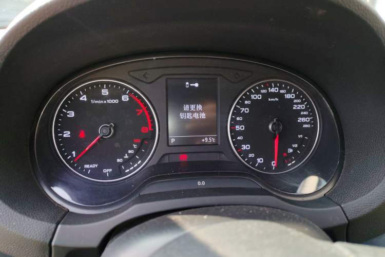 Used Audi A3 2017 Limousine 35 TFSI Ambition Edition Instrument Cluster