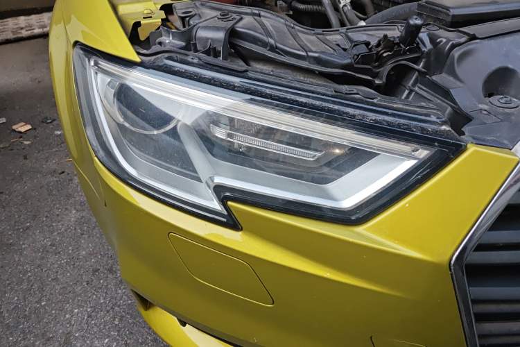 Used Audi A3 2017 Sportback 35 TFSI Ambition Edition Right Front Headlight