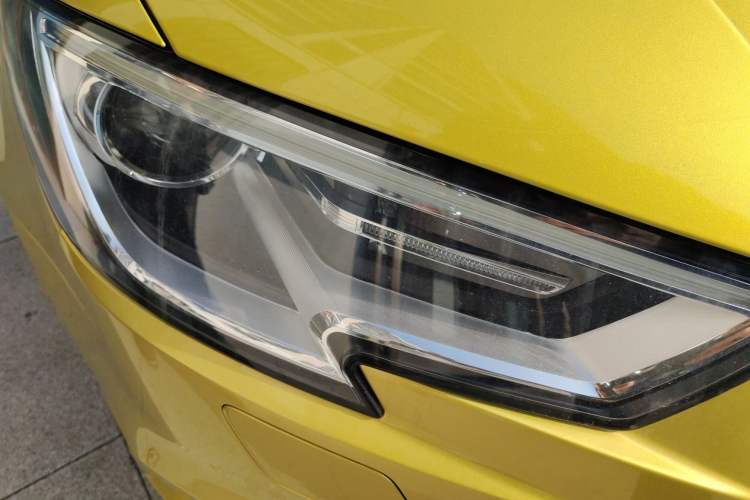 Used Audi A3 2017 Limousine 35 TFSI Ambition Edition Right Front Headlight