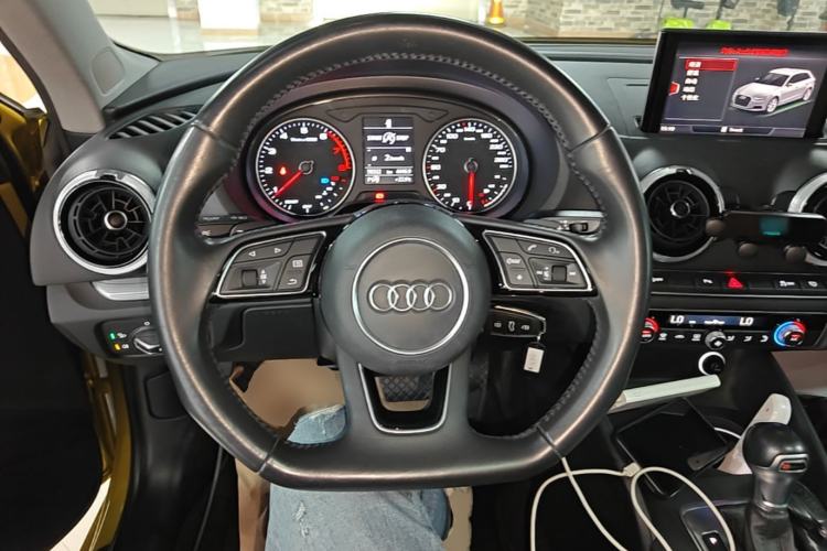 Used Audi A3 2017 Sportback 35 TFSI Sport Edition Steering Wheel