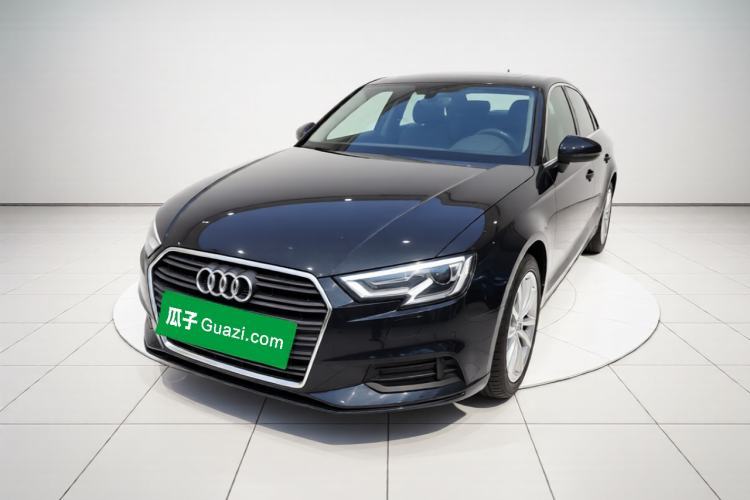 Used Audi A3 2018 30th Anniversary Edition Limousine 35 TFSI Ambition Model Guazi used car, China used car export, Used car for sale, Used cars, Cheapest cars for sale