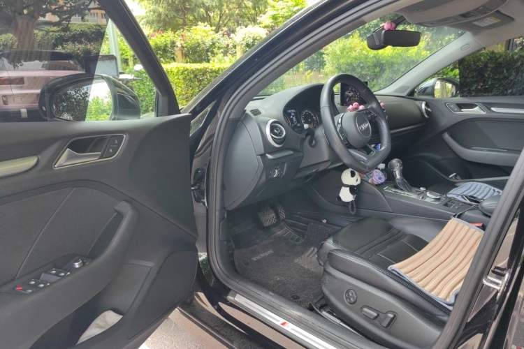 Used Audi A3 2018 30th Anniversary Edition Limousine 35 TFSI Sport Model Driver Seat