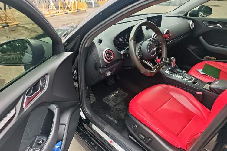Used Audi A3 2018 30th Anniversary Edition Limousine 35 TFSI Fashion Model Driver Seat