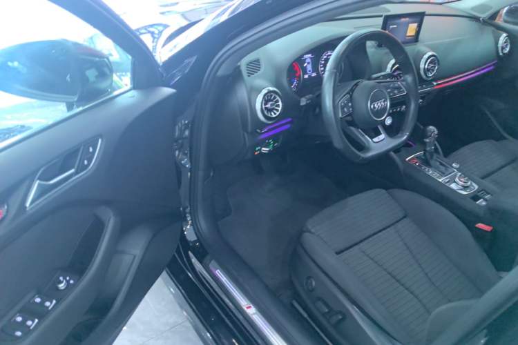Used Audi A3 2018 30th Anniversary Edition Limousine 35 TFSI Sport Model Driver Seat