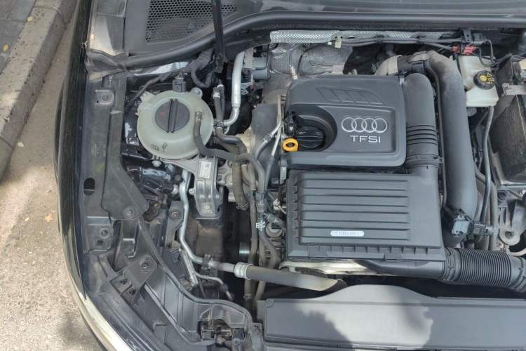 Used Audi A3 2018 30th Anniversary Edition Limousine 35 TFSI Sport Model Engine Bay Right