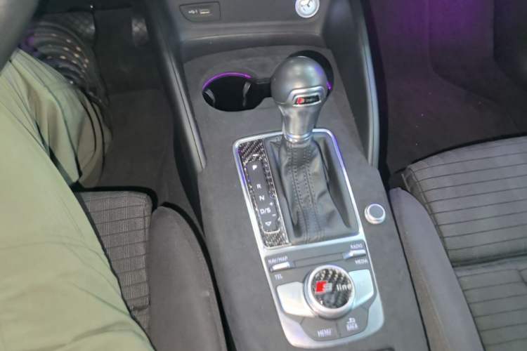 Used Audi A3 2018 30th Anniversary Edition Limousine 35 TFSI Sport Model Gear Lever