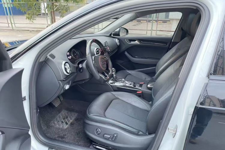 Used Audi A3 2018 30th Anniversary Edition Sportback 35 TFSI Fashion Model Interior 2