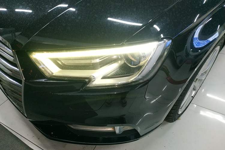 Used Audi A3 2018 30th Anniversary Edition Limousine 35 TFSI Ambition Model Left Front Headlight