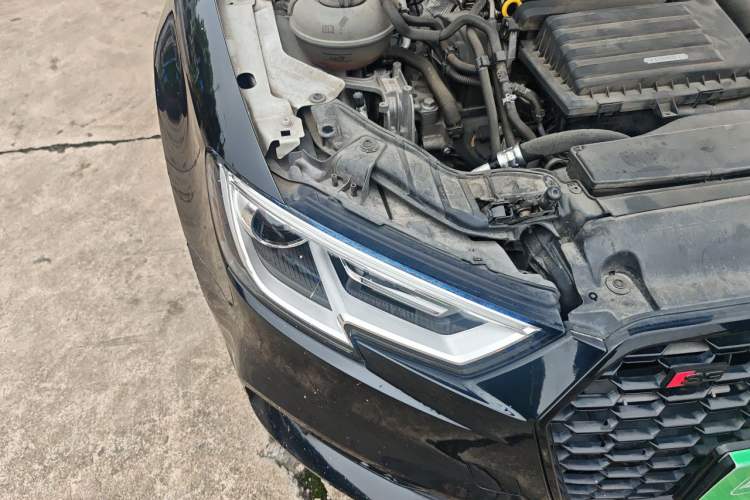 Used Audi A3 2018 30th Anniversary Edition Limousine 35 TFSI Fashion Model Right Front Headlight