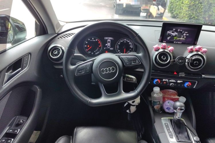 Used Audi A3 2018 30th Anniversary Edition Limousine 35 TFSI Sport Model Steering Wheel