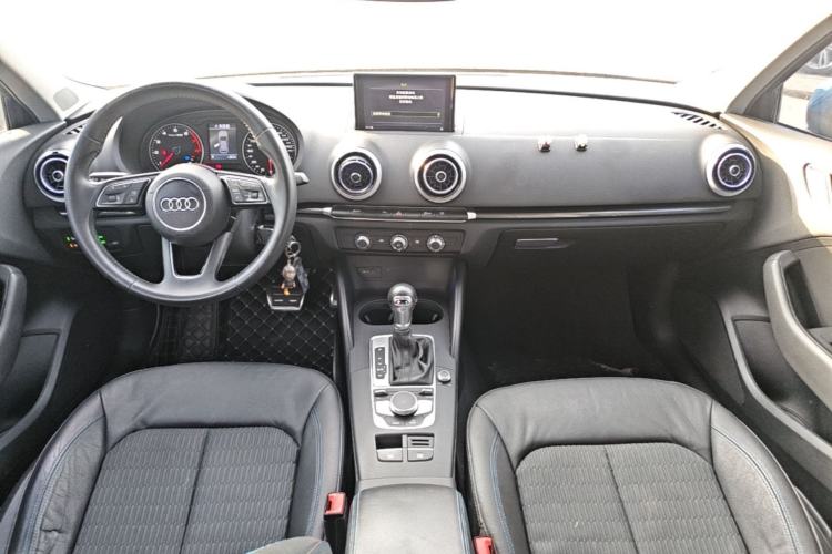 Used Audi A3 2018 30th Anniversary Edition Sportback 35 TFSI Fashion Model Center Console