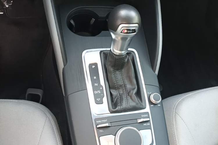Used Audi A3 2018 30th Anniversary Edition Sportback 35 TFSI Ambition Model Gear Lever