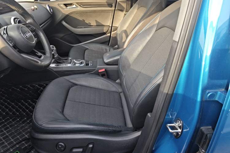 Used Audi A3 2018 30th Anniversary Edition Sportback 35 TFSI Fashion Model Left Front Seat