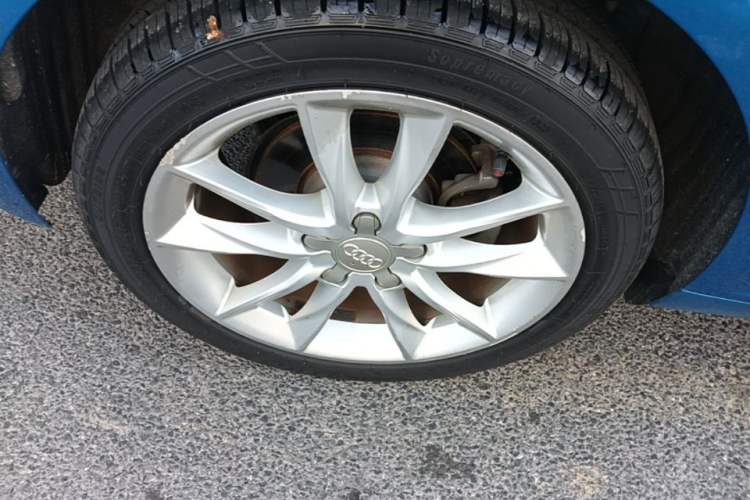 Used Audi A3 2018 30th Anniversary Edition Sportback 35 TFSI Ambition Model Right Rear Wheel Hub