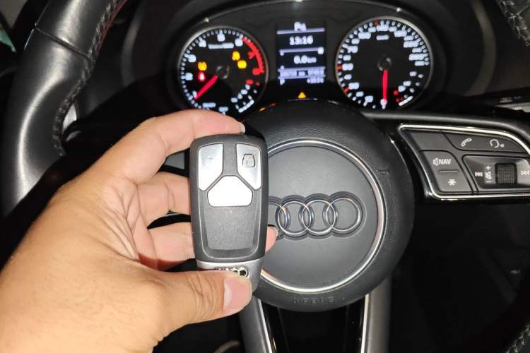 Used Audi A3 2018 30th Anniversary Edition Limousine 35 TFSI Fashion Model Vehicle Key
