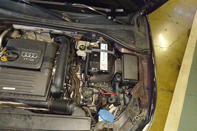 Used Audi A3 2018 30th Anniversary Edition Sportback 35 TFSI Sport Model Engine Bay Left