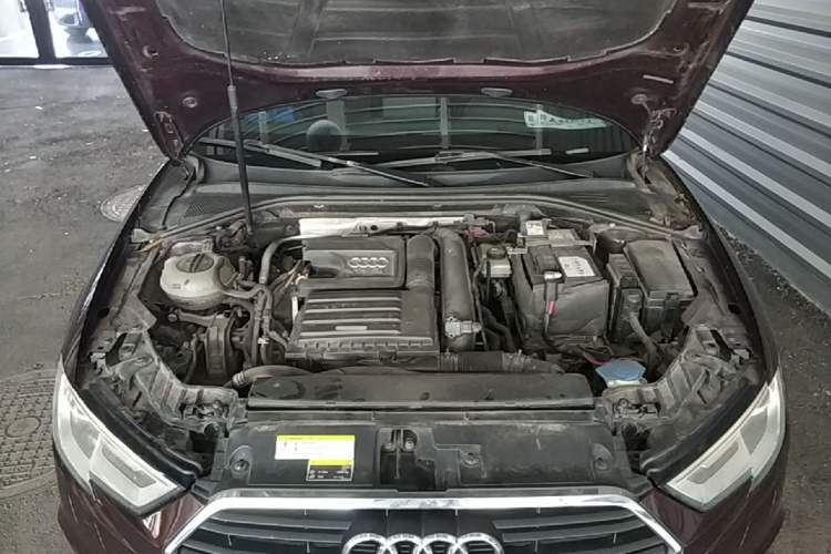 Used Audi A3 2018 30th Anniversary Edition Limousine 35 TFSI Ambition Model Engine Bay