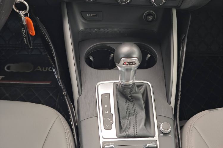 Used Audi A3 2018 30th Anniversary Edition Limousine 35 TFSI Ambition Model Gear Lever