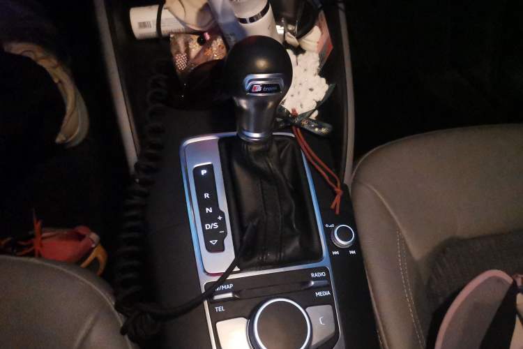 Used Audi A3 2018 30th Anniversary Edition Sportback 35 TFSI Fashion Model Gear Lever