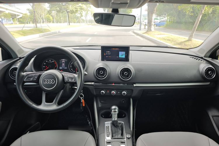 Used Audi A3 2018 30th Anniversary Edition Limousine 35 TFSI Ambition Model Interior 4