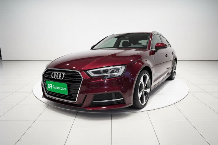 Used Audi A3 2018 30th Anniversary Edition Sportback 35 TFSI Sport Model Guazi used car, China used car export, Used car for sale, Used cars, Cheapest cars for sale
