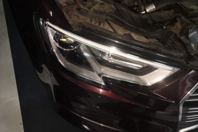 Used Audi A3 2018 30th Anniversary Edition Sportback 35 TFSI Fashion Model Right Front Headlight