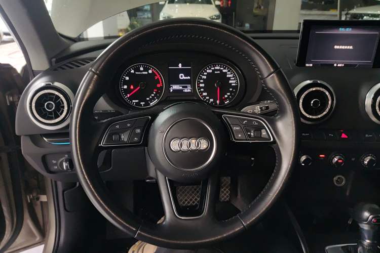 Used Audi A3 2018 30th Anniversary Edition Sportback 35 TFSI Fashion Model Steering Wheel