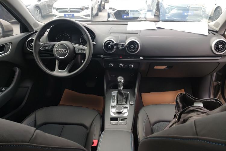 Used Audi A3 2018 30th Anniversary Edition Sportback 35 TFSI Fashion Model Center Console