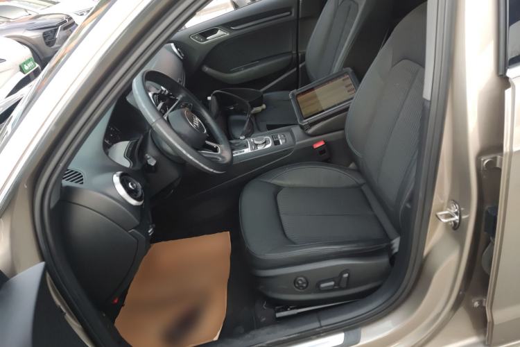 Used Audi A3 2018 30th Anniversary Edition Sportback 35 TFSI Fashion Model Left Front Seat