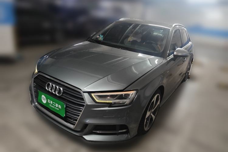 Used Audi A3 2018 30th Anniversary Edition Sportback 35 TFSI Sport Model Guazi used car, China used car export, Used car for sale, Used  cars, Cheapest cars for sale