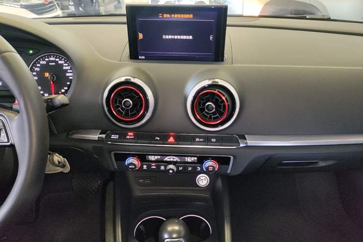Used Audi A3 2018 30th Anniversary Edition Sportback 40 TFSI Sport Model Audio And AC Panel