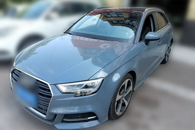 Used Audi A3 2018 30th Anniversary Edition Sportback 35 TFSI Sport Model Guazi used car, China used car export, Used car for sale, Used cars, Cheapest cars for sale