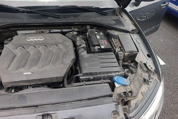 Used Audi A3 2018 30th Anniversary Edition Sportback 40 TFSI Sport Model Engine Bay Left