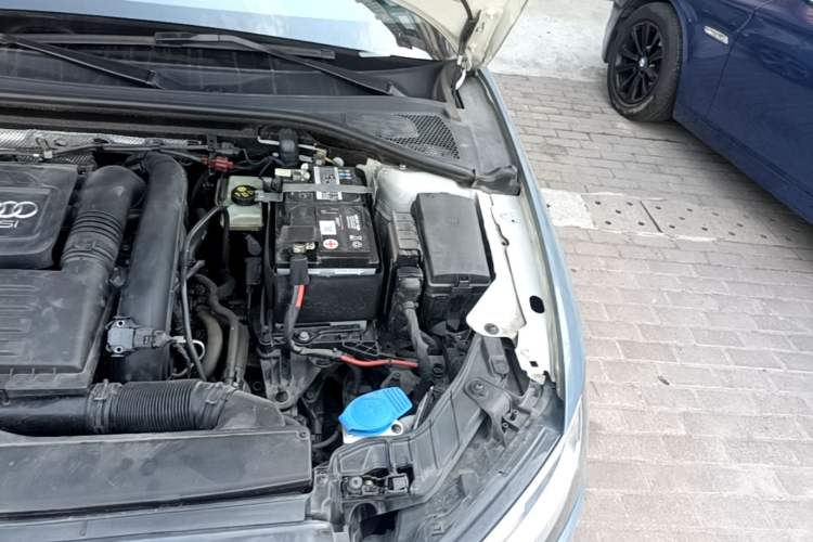 Used Audi A3 2018 30th Anniversary Edition Sportback 35 TFSI Sport Model Engine Bay Left