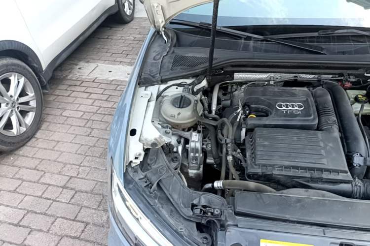 Used Audi A3 2018 30th Anniversary Edition Sportback 35 TFSI Sport Model Engine Bay Right