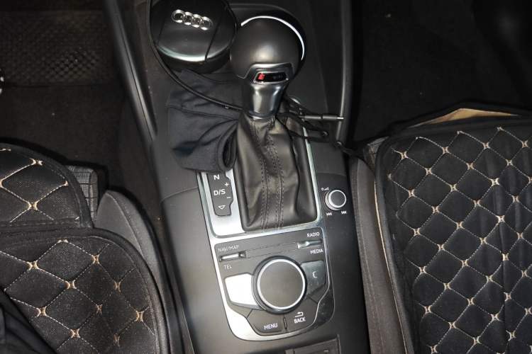 Used Audi A3 2018 30th Anniversary Edition Sportback 35 TFSI Sport Model Gear Lever