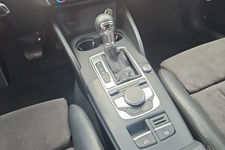 Used Audi A3 2018 30th Anniversary Edition Sportback 40 TFSI Sport Model Gear Lever
