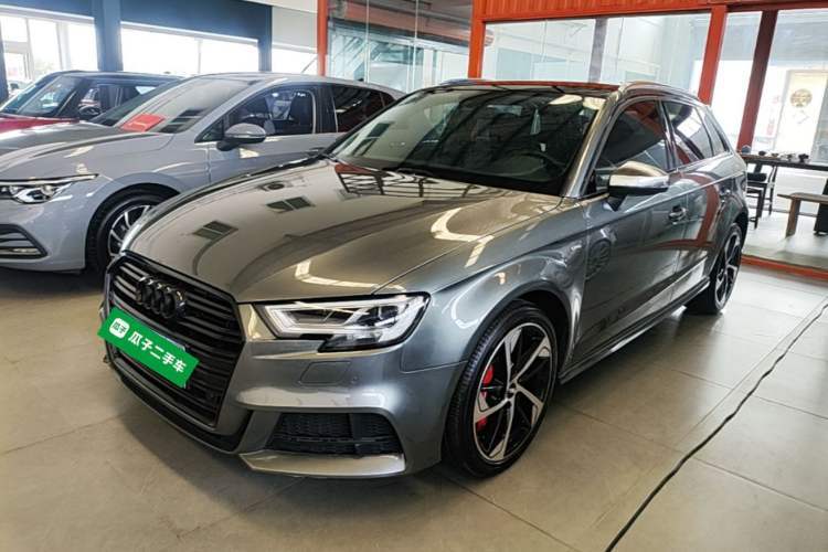 Used Audi A3 2018 30th Anniversary Edition Sportback 40 TFSI Sport Model Guazi used car, China used car export, Used car for sale, Used  cars, Cheapest cars for sale