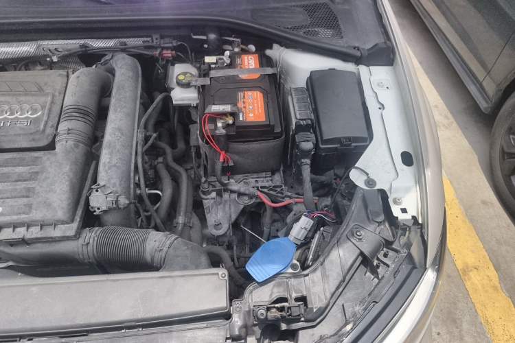 Used Audi A3 2018 30th Anniversary Edition Limousine 35 TFSI Style Model Engine Bay Left