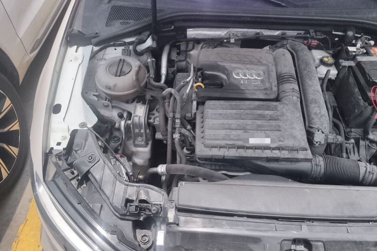 Used Audi A3 2018 30th Anniversary Edition Limousine 35 TFSI Style Model Engine Bay Right