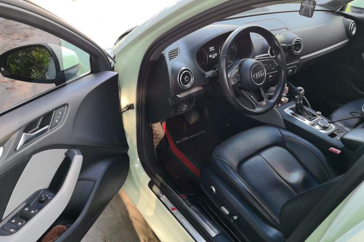 Used Audi A3 2018 30th Anniversary Edition Limousine 35 TFSI Ambition Model Driver Seat