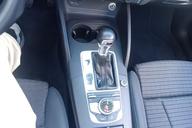 Used Audi A3 2018 30th Anniversary Edition Sportback 35 TFSI Sport Model Gear Lever