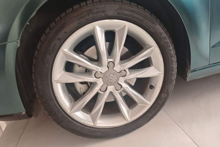 Used Audi A3 2018 30th Anniversary Edition Sportback 35 TFSI Ambition Model Left Front Wheel Hub