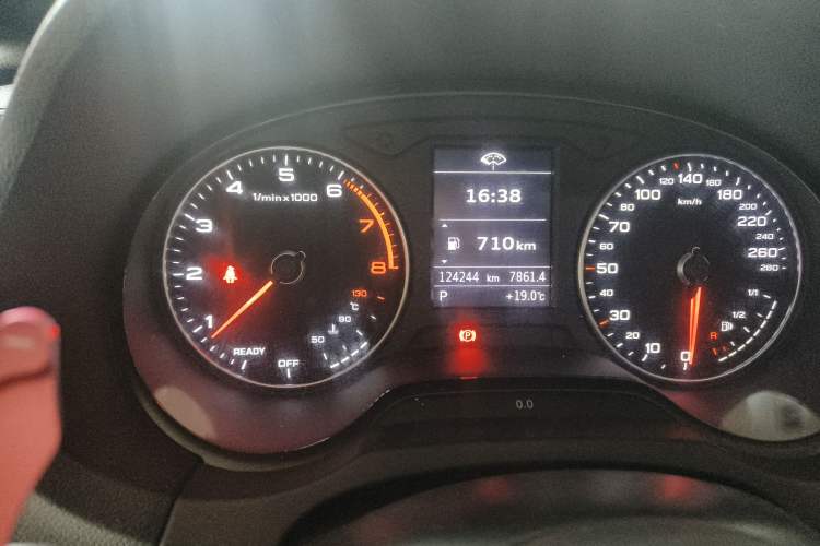 Used Audi A3 2018 30th Anniversary Edition Sportback 35 TFSI Fashion Model Odometer Close Up