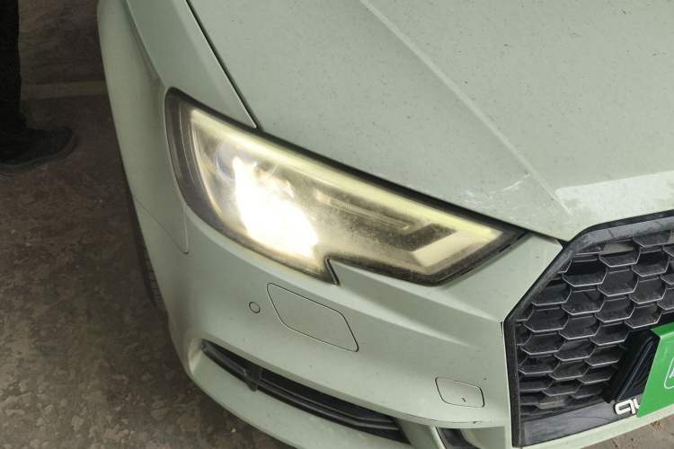 Used Audi A3 2018 30th Anniversary Edition Sportback 35 TFSI Fashion Model Right Front Headlight